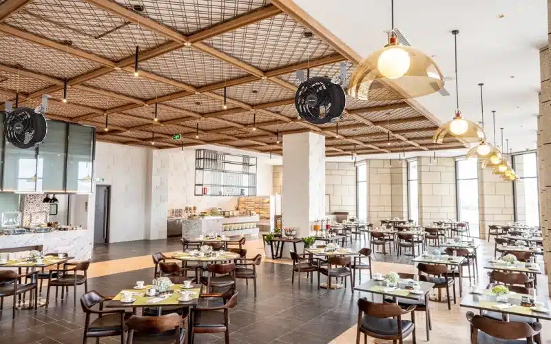 Cooling Restaurants and Eateries with Modern Industrial Fans